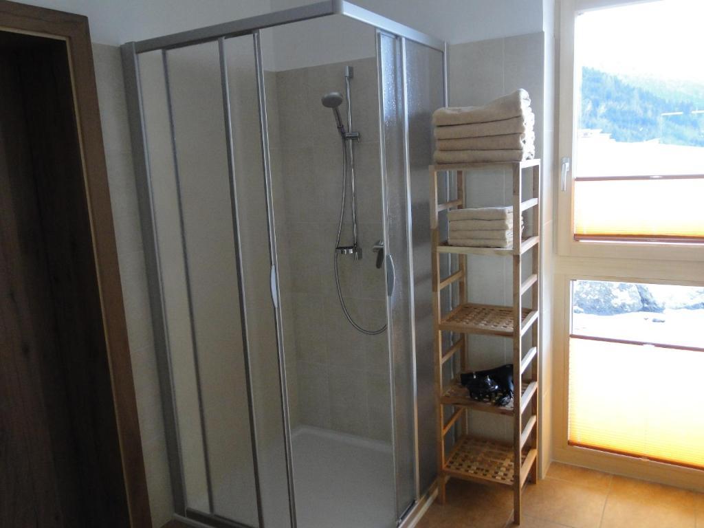 Appartement Gipfelsturm Haus im Ennstal Habitación foto